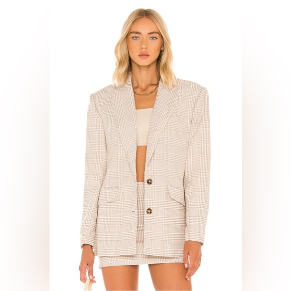 L'Academie / Revolve Abigail Blazer in Tan & White.
Color: Tan & White - Picture 1 of 10